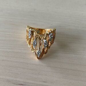 Contemporary Wave & Diamond Ring